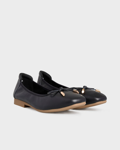 Alexa Flats