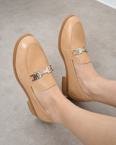 Nova Loafers